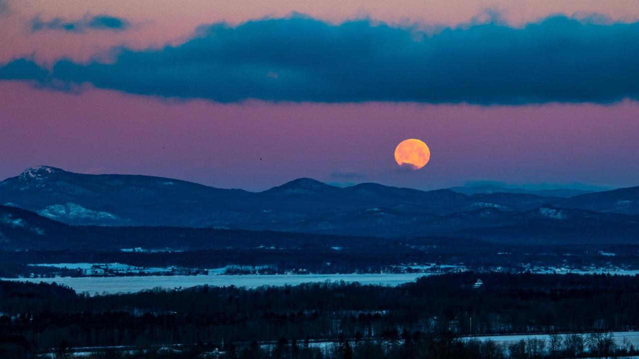 Mt. Philo Inn Ferrisburgh エクステリア 写真